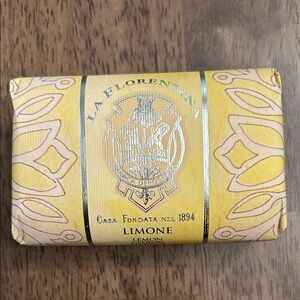 La Fiorentina Lemon Scented Soap - Yellow